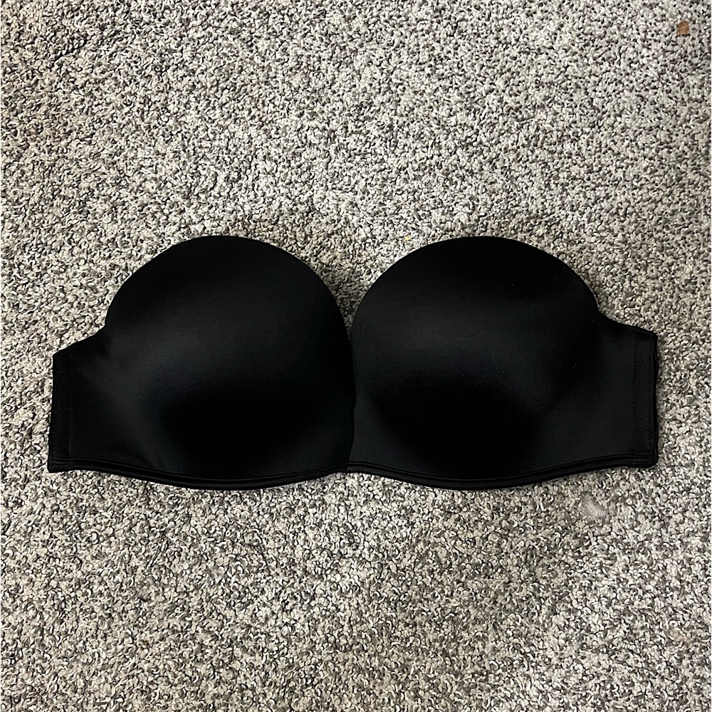 Victoria’s Secret Strapless Push-Up Bra